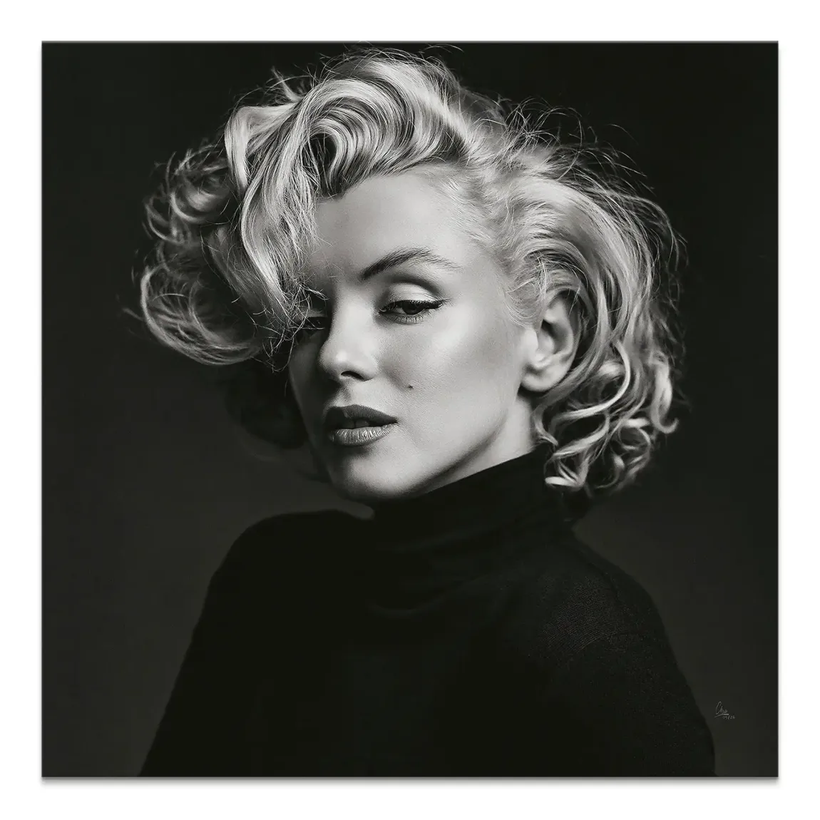 Square canvas print of a black-and-white Marilyn Monroe portrait in glamorous Hollywood style