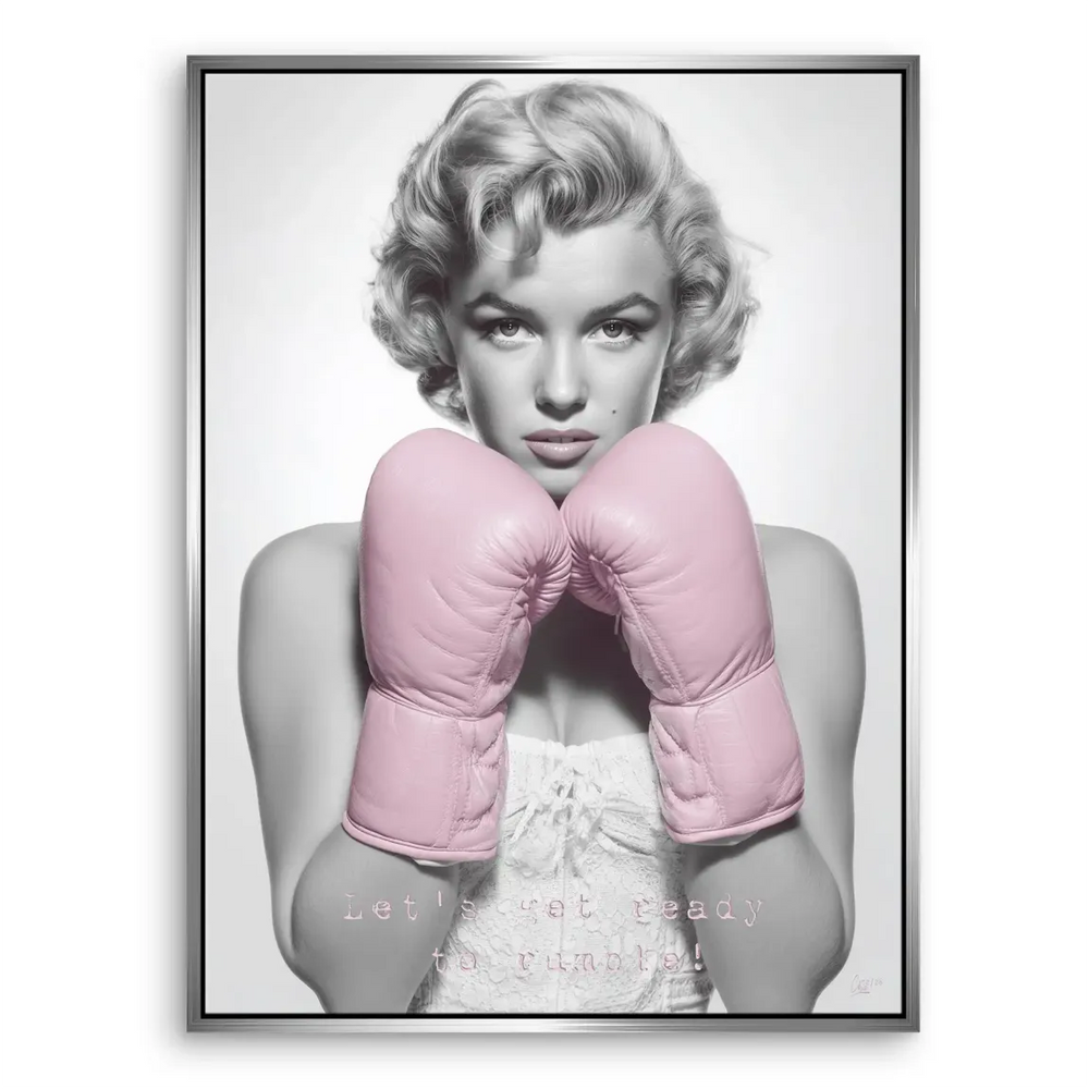 Marilyn Monroe boxing-themed wall decor blending retro style with pop art.